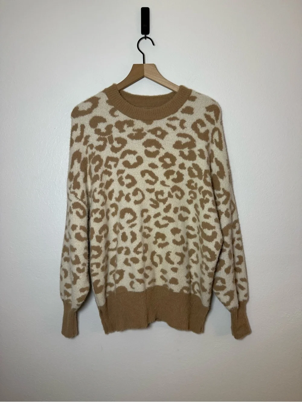 Aerie Leopard‎ Buttercream Sweater